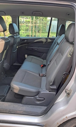 Opel Zafira cena 10000 przebieg: 254000, rok produkcji 2009 z Rybnik małe 277